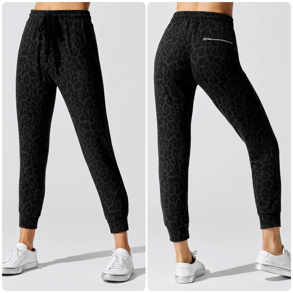 NWT LNA Womens Brushed Leopard Print Soft Cozy Sweatpants Jogger Pants Size S